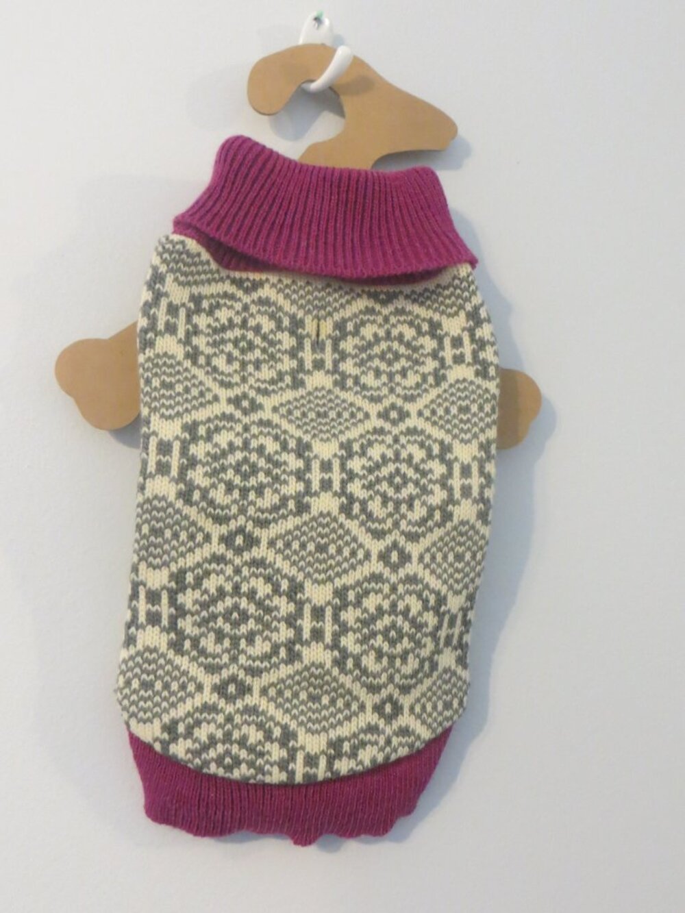 NWT size SMALL dog NEW sweater WORLD MARKET knit pet purple white gray cute warm